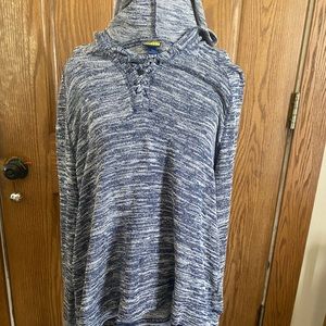 LIGHT WEIGHT HOODED LONG SLEEVE SHIRT